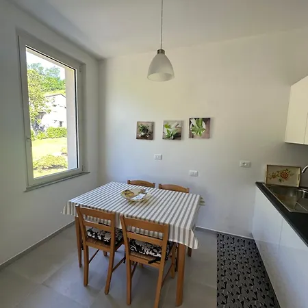 Lunigiana, Lorenzo House