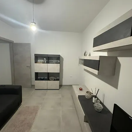 Lunigiana, Lorenzo House Villa *