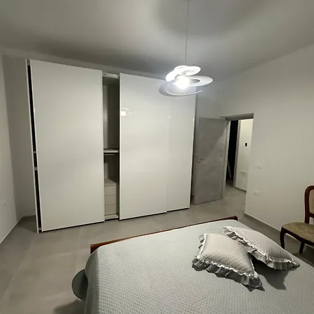 Lunigiana, Lorenzo House * Olivola (Massa and Carrara)